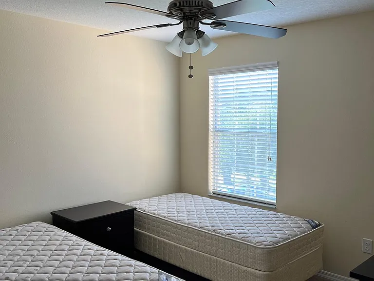 2841 Adelaide Ct — Photo 9