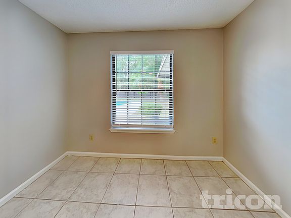 5th image of 2999 Tuscarora Trl