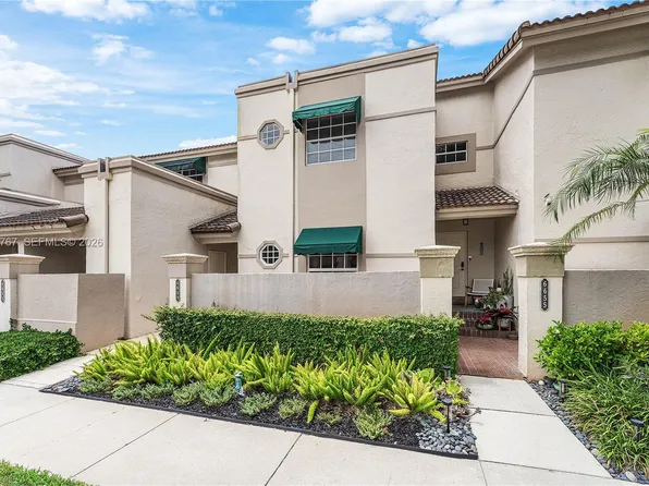 6649 Via Regina, Boca Raton, FL 33433