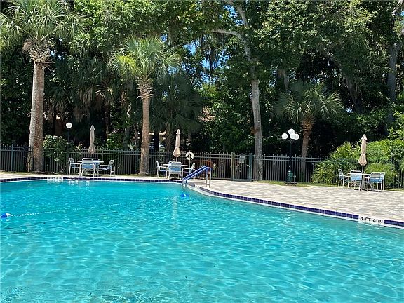 3rd image of 160 Live Oak Woods Ct APT 7B