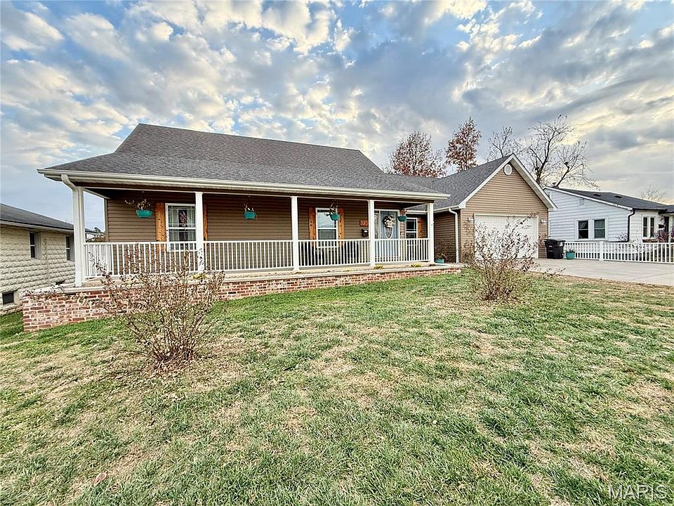 1st image of 1225 Drury Ln