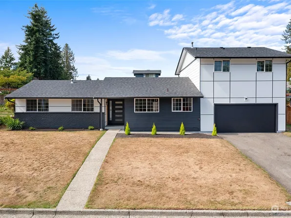 32317 10th Avenue S, Federal Way, WA 98003