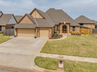 13317 NW 4th St, Yukon, OK 73099