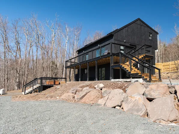 455 County Road 25, Haines Falls, NY 12436