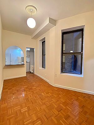 5th image of 228 W 25th St APT 1RE