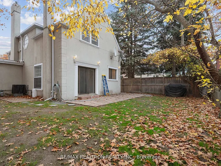 6 Woodvale Cres — Photo 19