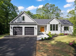 106 Old Cape Rd, Kennebunkport, ME 04046