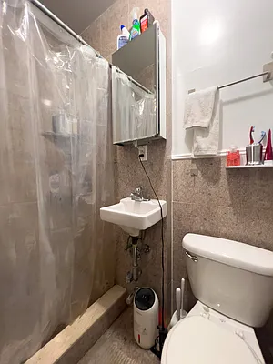 Rented by Denise Rosenblum, LREB | media 10