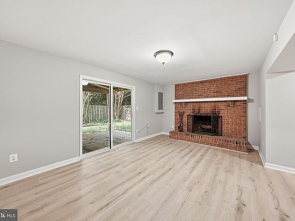 5th image of 14126 Red River Dr