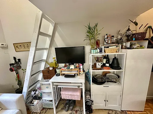 Rented by Oxford Property Group | media 7