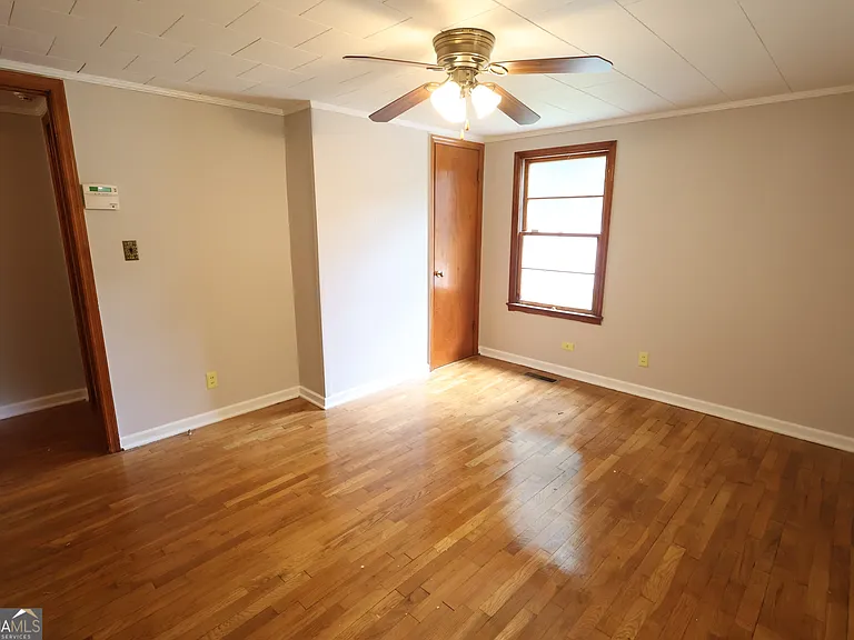 140 Bell Ave SE — Photo 15