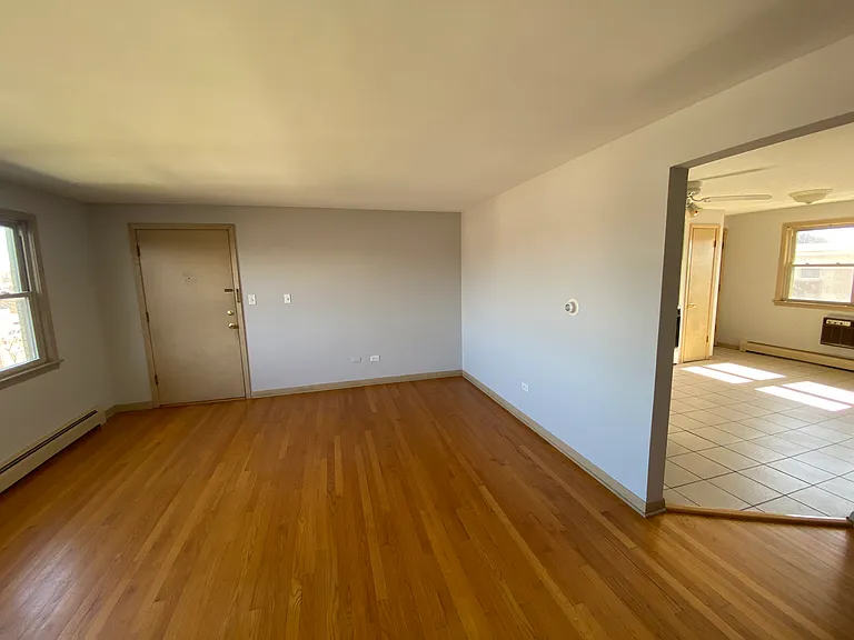 6441 W Higgins Ave #3W — Photo 6