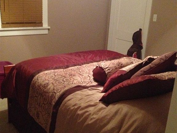 3rd image of 30 Orchard Ave