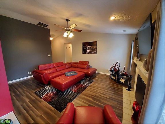 5th image of 1806 Quinn Creek Dr