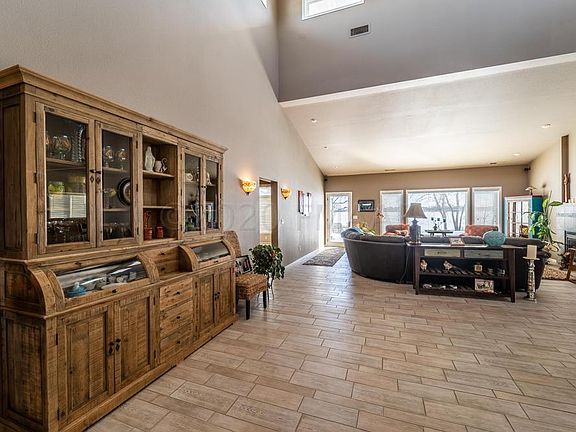 5th image of 19895 Town & Country Estate Ln