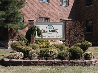 24505 62nd Ave, Douglaston, NY 11362