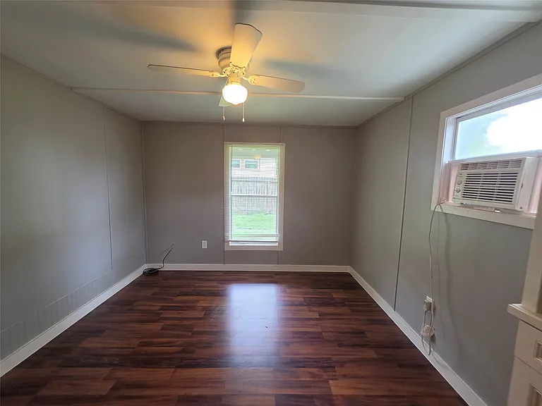 6426 W Bend St — Photo 13