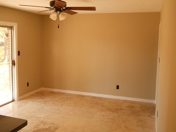3rd image of 2218 Deborah Dr