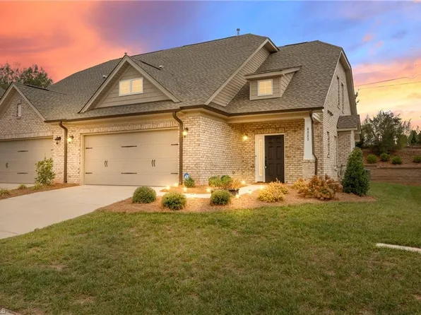 6823 Magnolia Park Ct, Clemmons, NC 27012