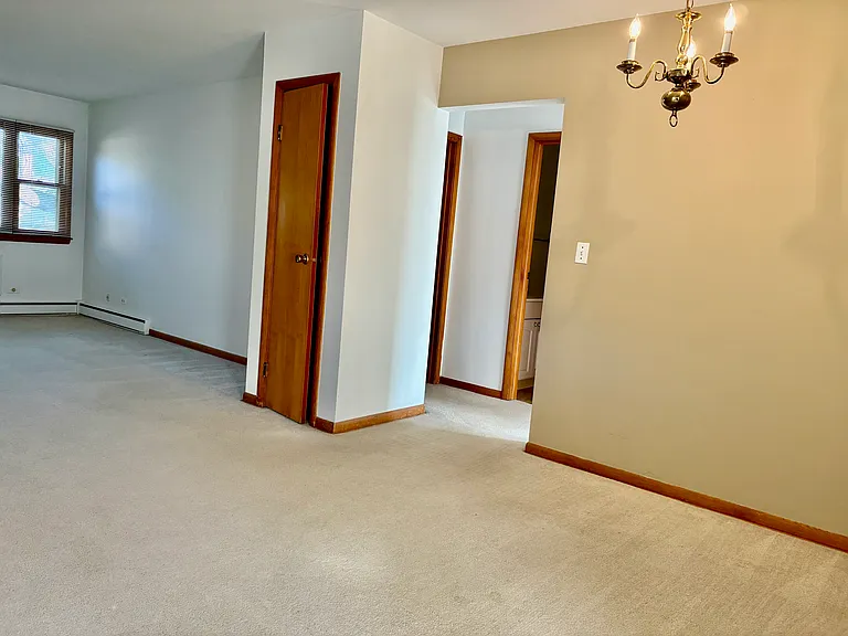 121 N Hayward St — Photo 5