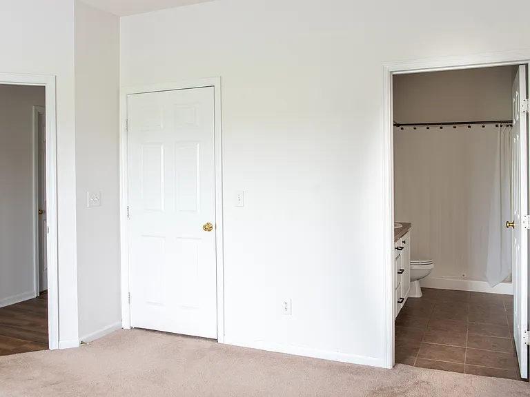 122 Maple Leaf Dr — Photo 14