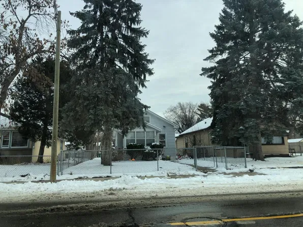 5218 Bryant Ave N, Minneapolis, MN 55430