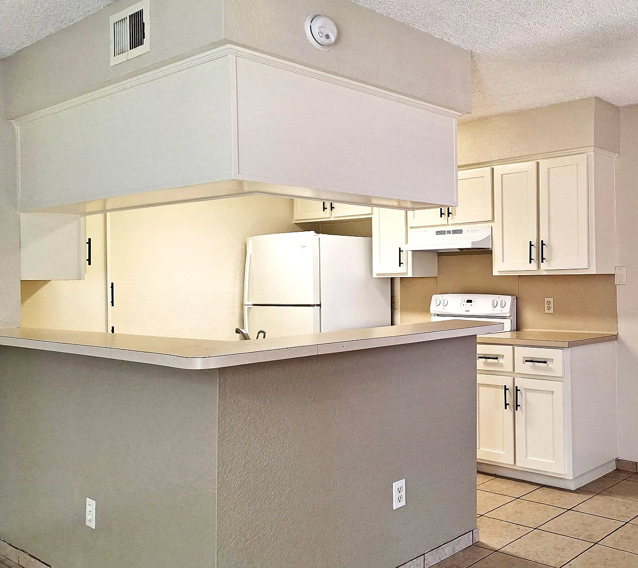 2 bed, 1045 sqft, $835 — Photo 4