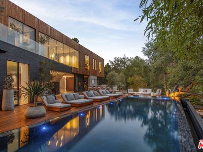 2535 Hutton Dr, Beverly Hills, CA, 90210