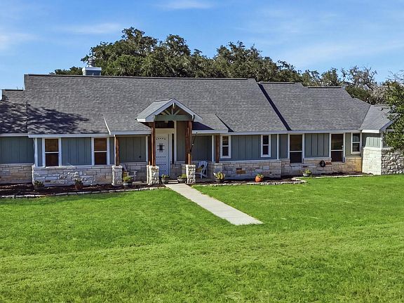 3rd image of 1250 County Road 304