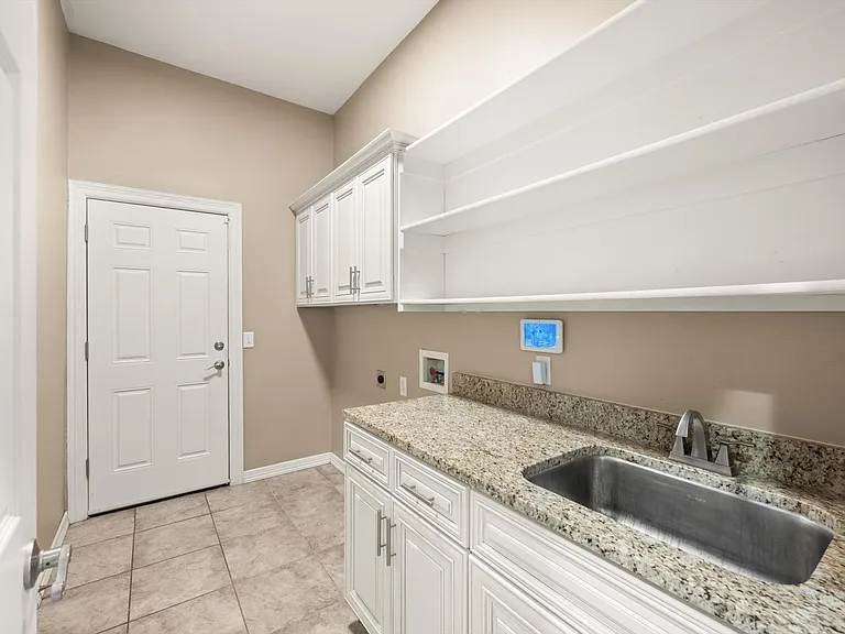 8816 NW 114th St — Photo 31