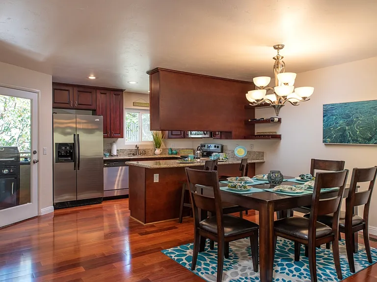 3843 Riviera Dr — Photo 15