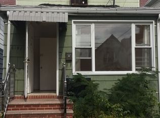 6141 Booth St, Rego Park, NY 11374