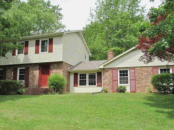 2nd image of 408 Patrick Henry Dr