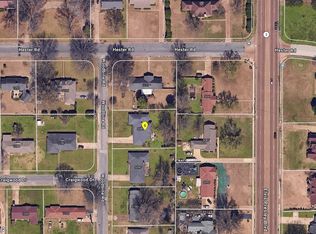 5080 Woodbine Rd, Memphis, TN 38116