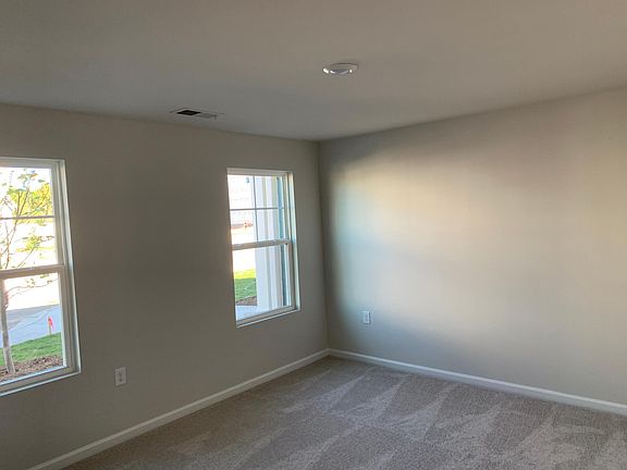 4th image of 1105 Talis Creek Dr