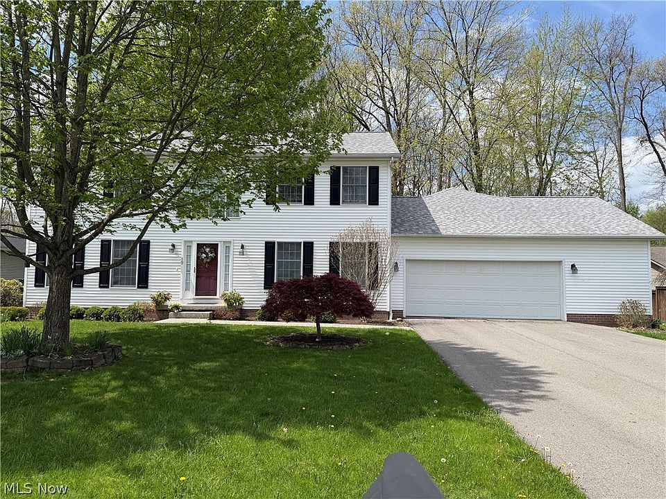 1st image of 19 Spring Creek Dr