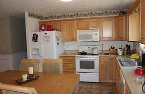 4th image of 213 McArthur Ln