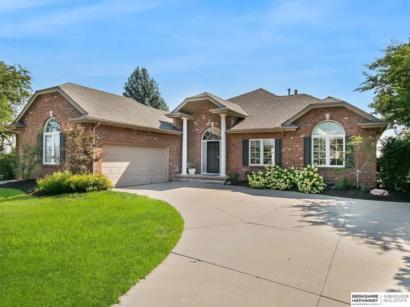 325 S 178th Ave, Omaha, NE 68118