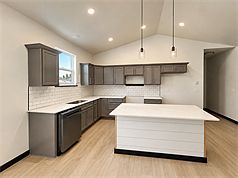 3rd image of 107 W Gail St
