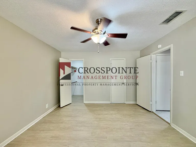 1103 Donna Dr — Photo 10