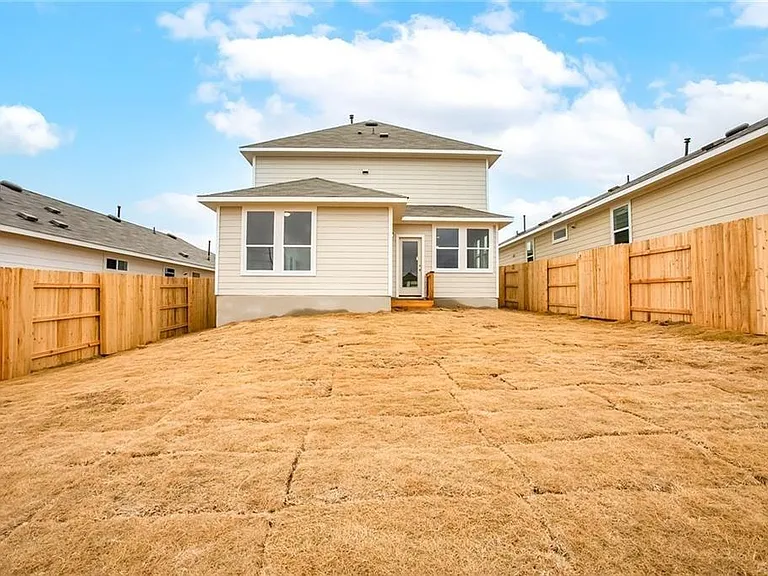 11516 Milano Dr — Photo 28
