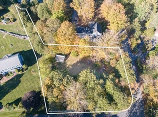 3 October Ln, Weston, MA 02493