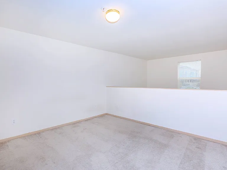 Clearwater and Star Apartments — Photo 11