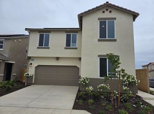 2980 E Escarpa Dr, Fresno, CA 93730