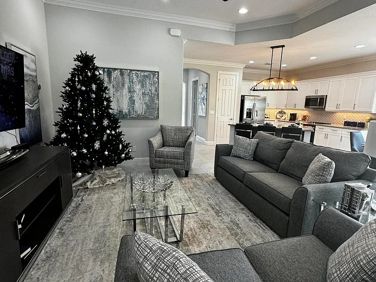 6008 Bella Rosa Ln — Photo 8