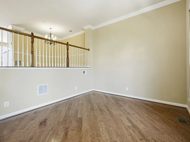 4473 Beacon Grove Cir #B — Photo 6
