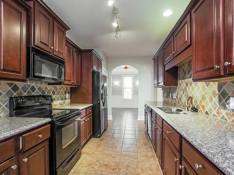 3040 Ivy Brook Pl — Photo 4