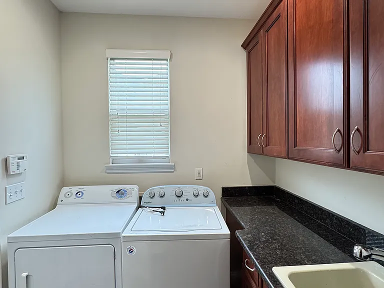 4392 Navin Field Ln — Photo 13