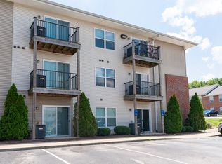 HUB of New Albany Apartments, New Albany, IN 47150