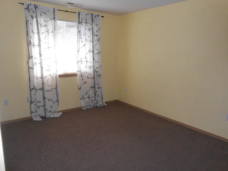 4408 To 4410 Quail Dr SE #4410 — Photo 3